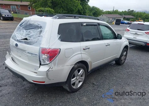 2010 Subaru Forester 2.5X Premium z USA, uszkodzony, nr VIN JF2SH6CC1AH788110